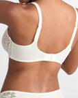 Leia Seamless Full Cup Bra in White