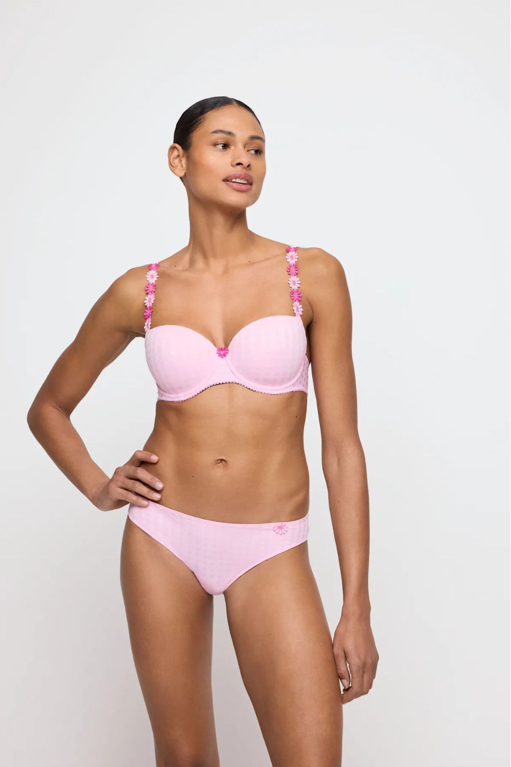 Avero Rio Briefs in Lily Rose