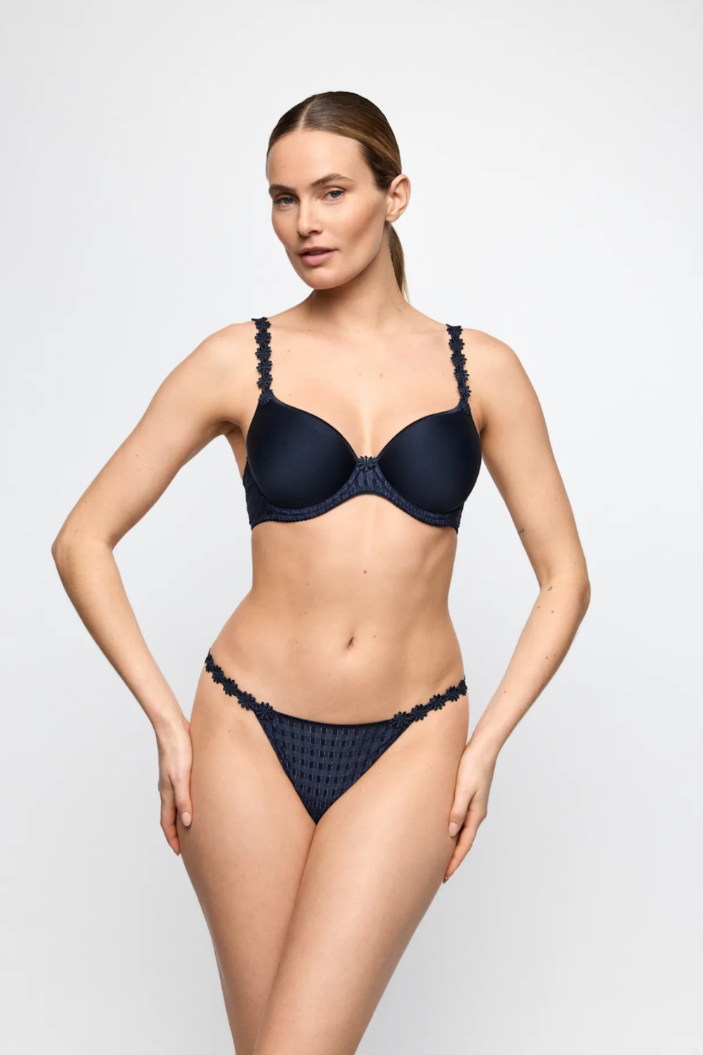 Avero Spacer Full Cup Bra in Velvet Blue