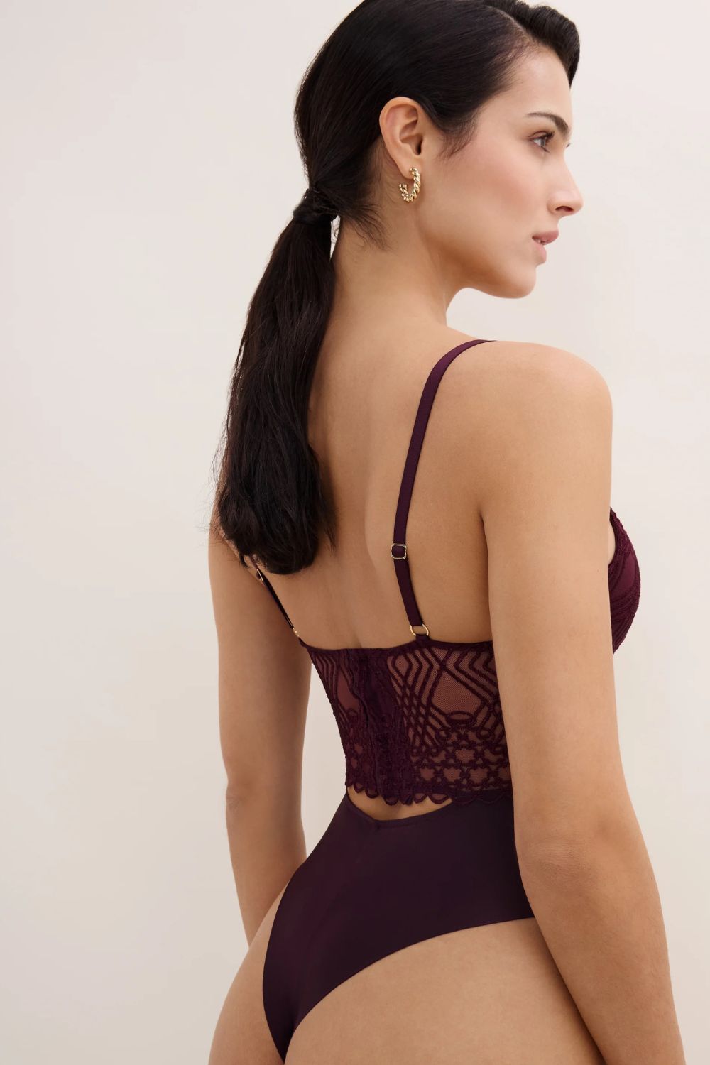 Eloge Du Desir Single Wire Bodysuit in Deep Berry