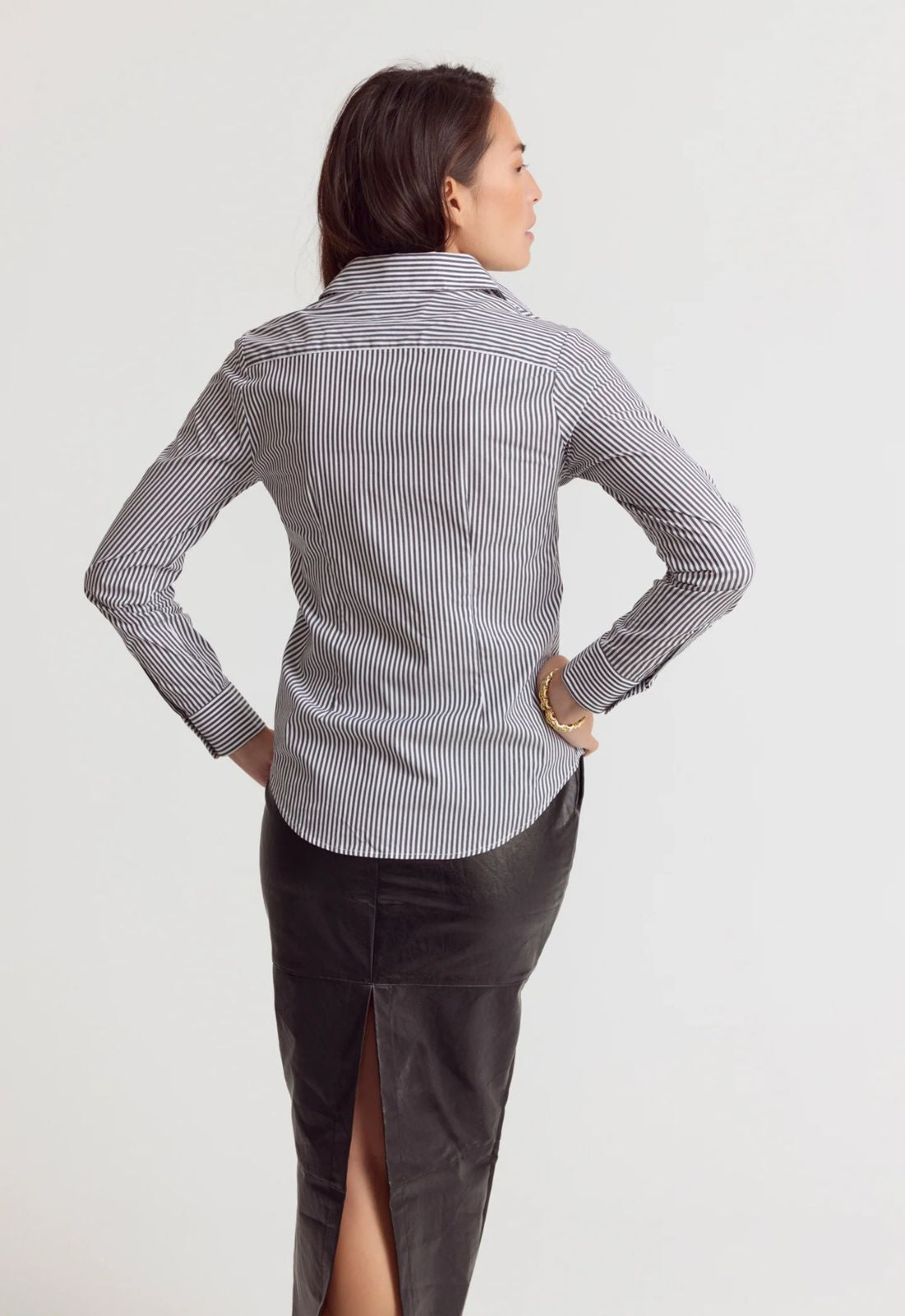 The Icon Shirt in Gunmetal/White Stripe