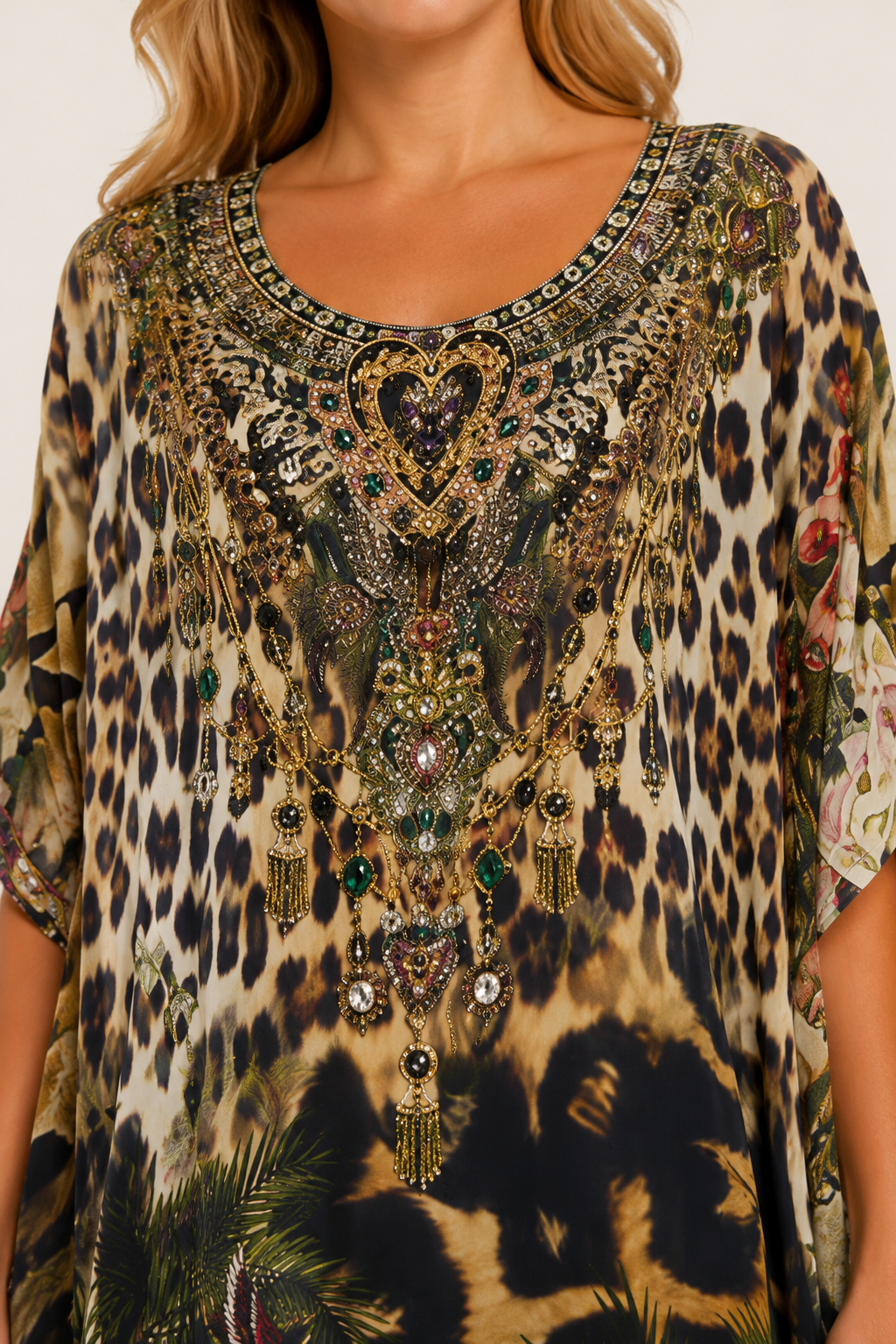 Camilla Round Neck Kaftan in Leotigra detail view