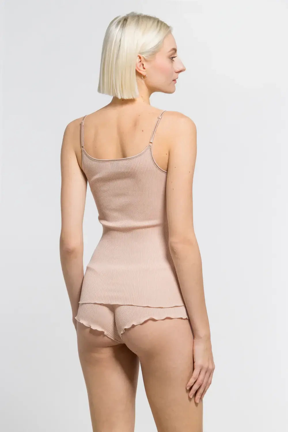Oscalito Elegance Satin Wool and Silk V-Neck Camisole #4245 back view
