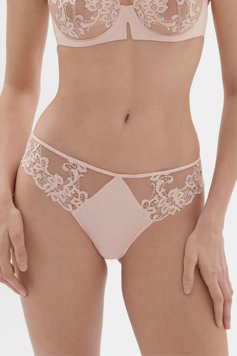 Simone Perele Saga Bikini in Rose Nude